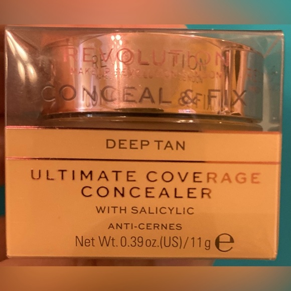 Makeup Revolution Conceal and Fix Concealer - Deep Tan - Picture 3 of 6